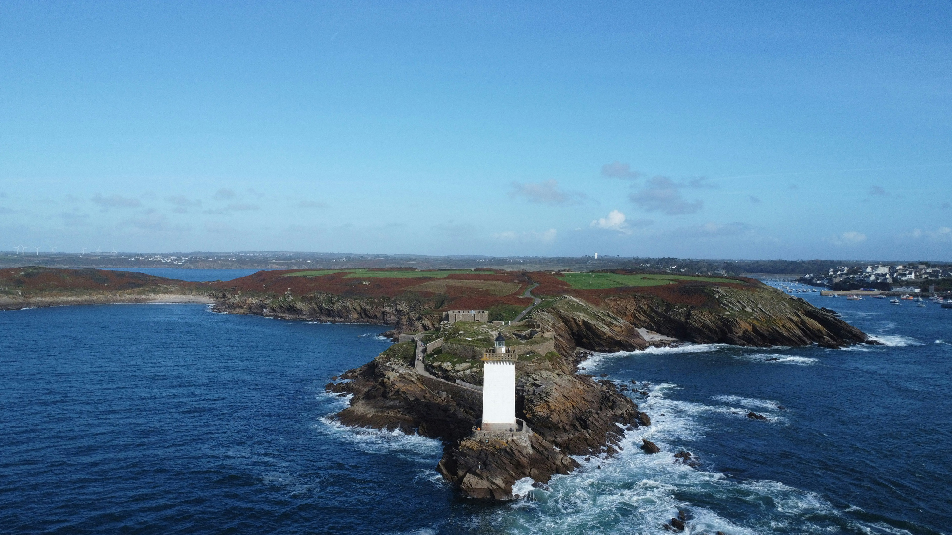 Brittany surf photo - lighthouse and Atlantic coast
